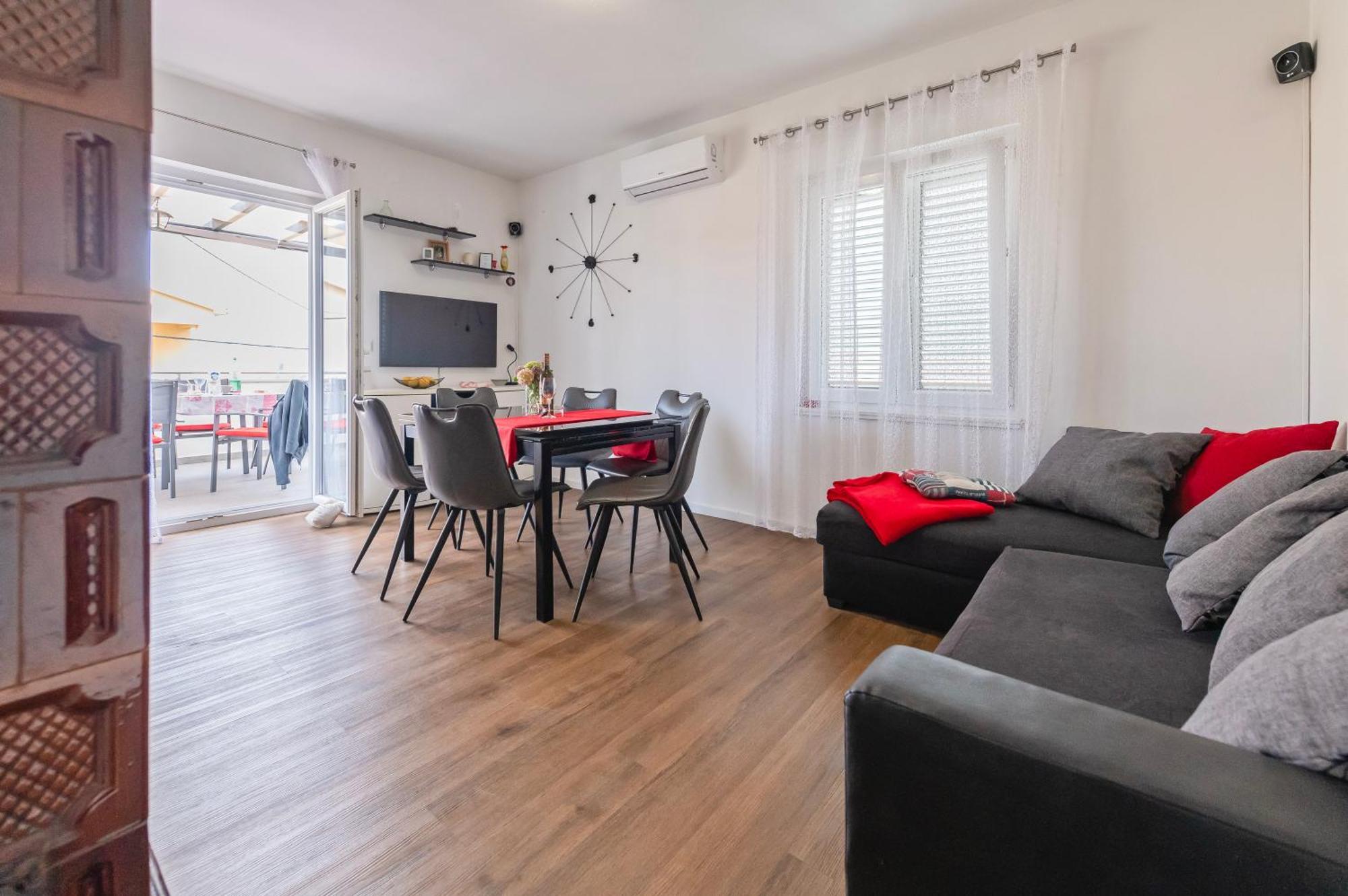 Apartment Marinsko Veli Iz Ngoại thất bức ảnh
